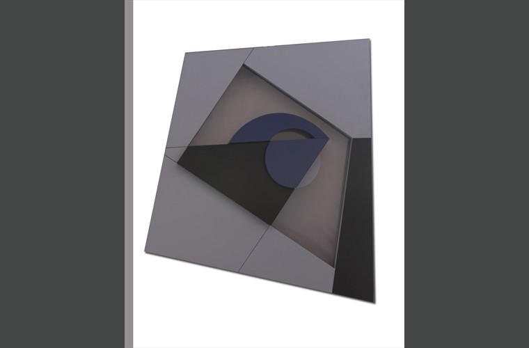 Sin ttulo R-4    relieve    27 x 32 cm   2010   metal - plexiglas,